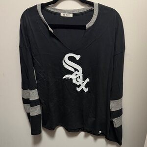 Chicago WhiteSox  Black and Gray Long Sleeve Shirt
